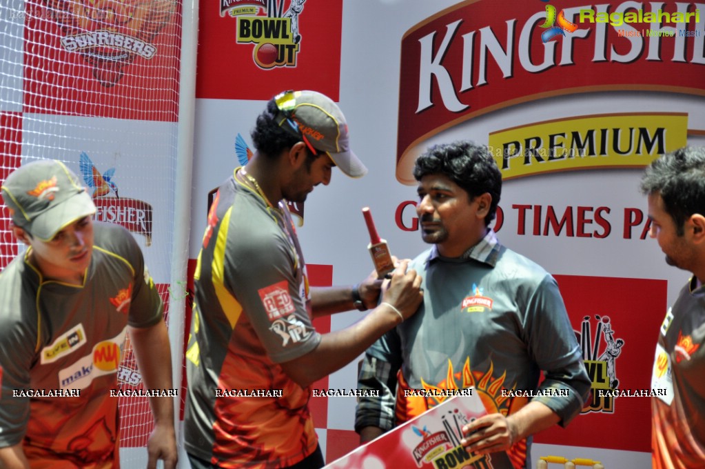 Kingfisher Premium presents ‘Bowl Out’ at  City Centre Mall, Hyderabad