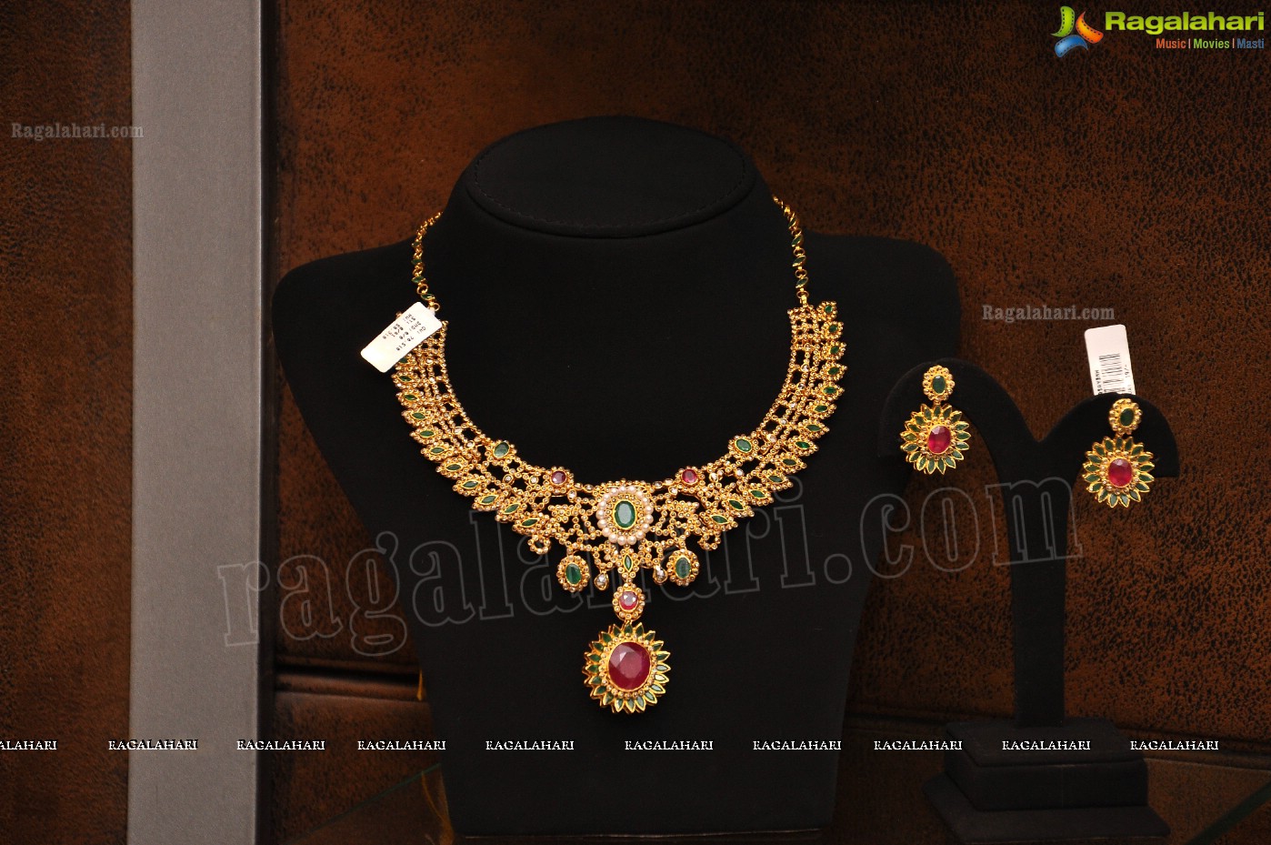 Malabar Gold & Diamonds Akshaya Tritiya Collection, Hyderabad