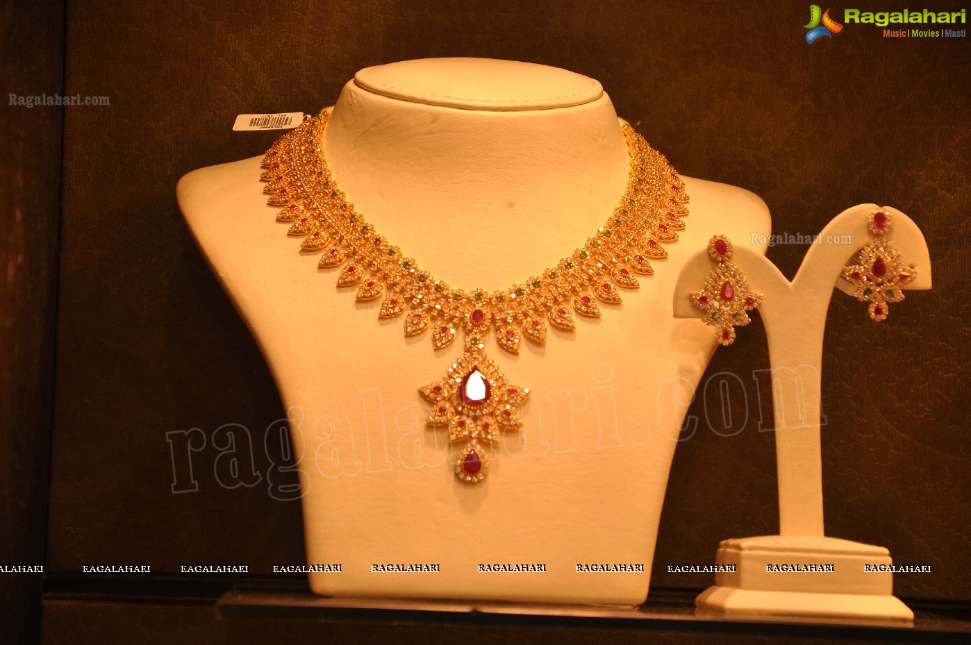 Malabar Gold & Diamonds Akshaya Tritiya Collection, Hyderabad