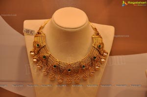 Malabar Gold Hyderabad Akshaya Tritiya Collection