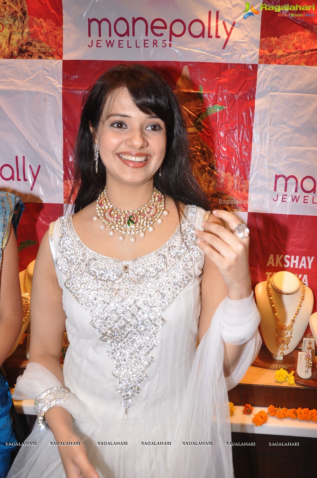 Akshaya Tritiya Collections 2013 at Manepally Jewellers, Hyderabad