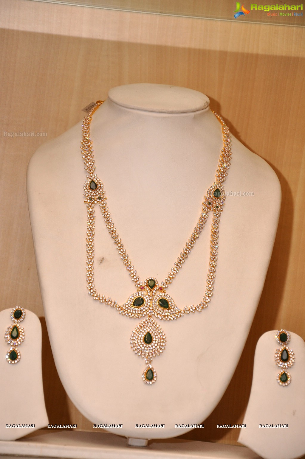 Akshaya Tritiya Collections 2013 at Manepally Jewellers, Hyderabad