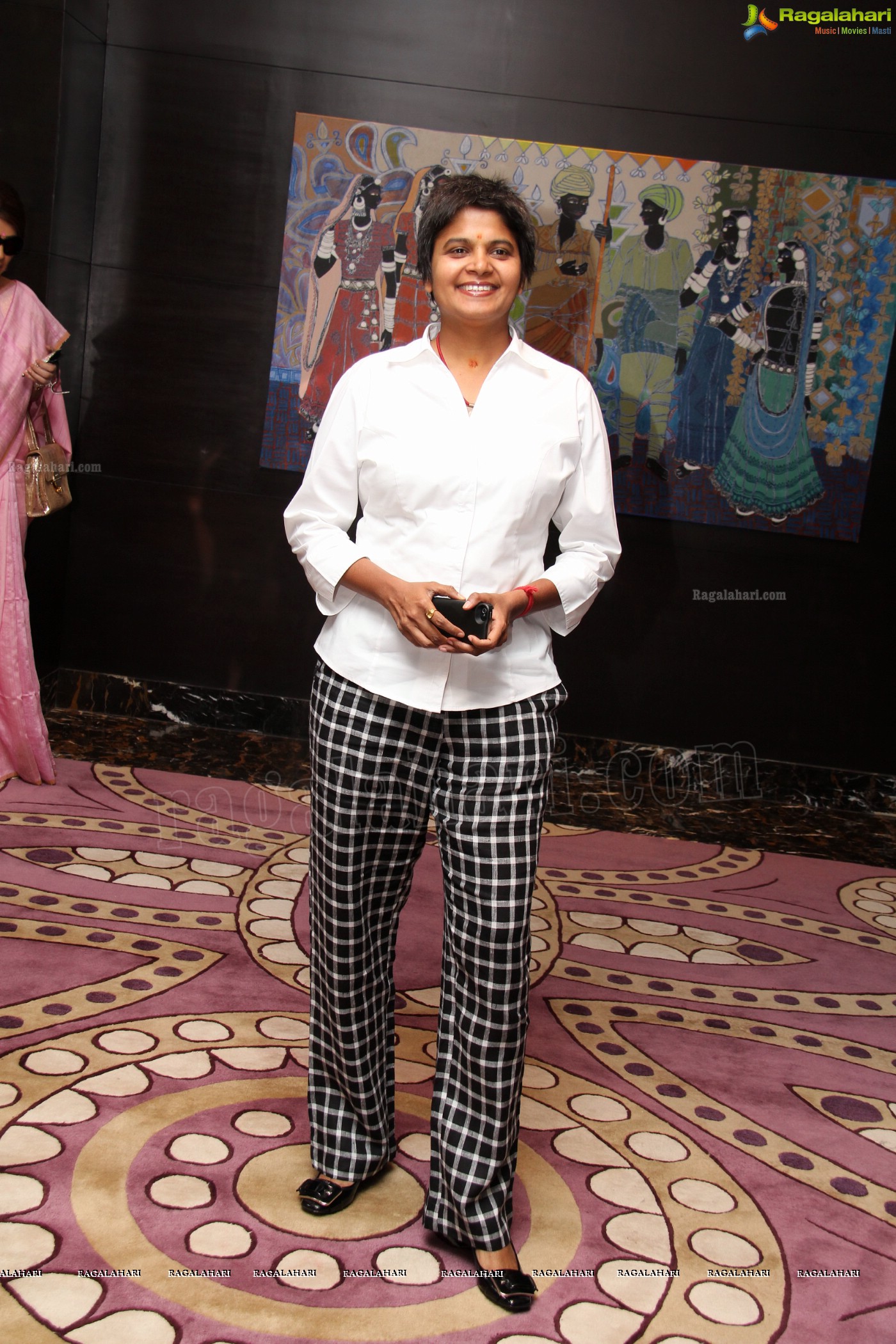 Namrata Shirodkar inaugurates Nikitha Reddy's Designer Trunk Show at Park Hyatt, Hyderabad