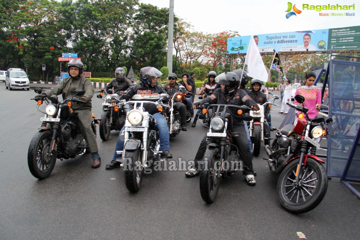 Harley Davidson Motorbike Rally to promote No Tobacco