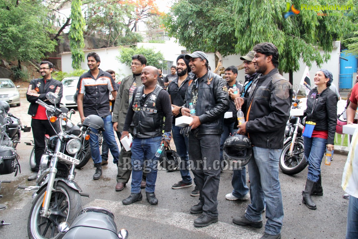 Harley Davidson Motorbike Rally to promote No Tobacco