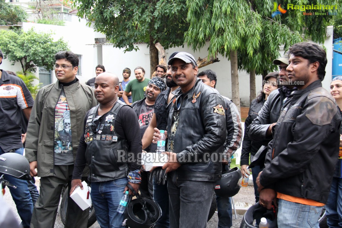 Harley Davidson Motorbike Rally to promote No Tobacco