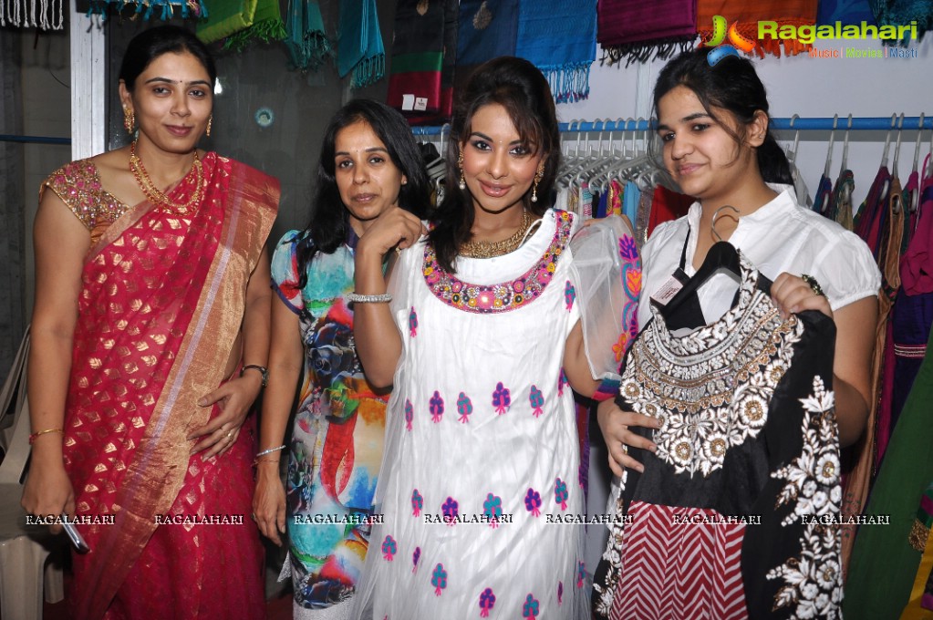 Srilekha Reddy inaugurates Parinaya Wedding Fair, Hyderabad