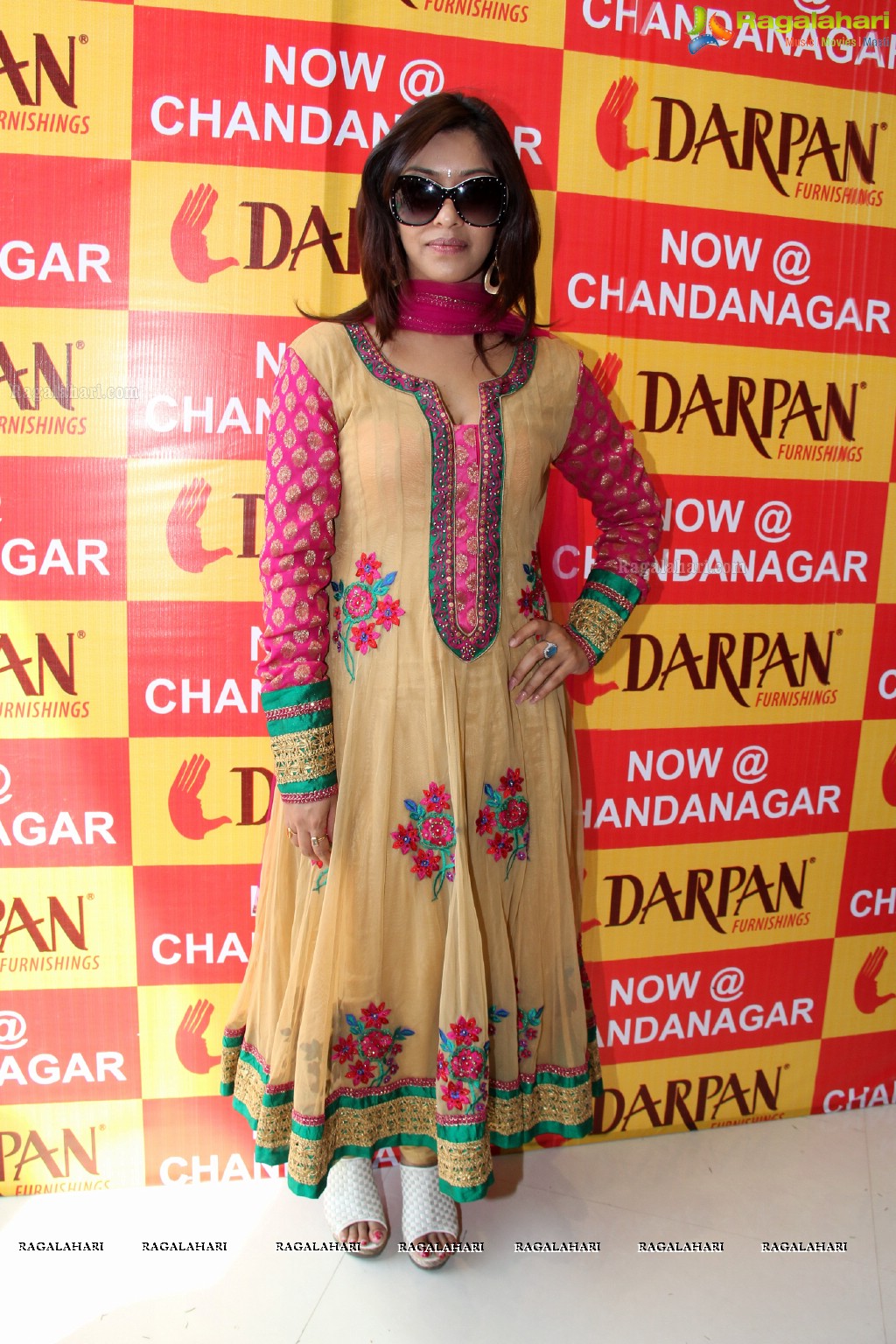 Payal Ghosh unveils Darpan Furnishings Logo and Real Value Offers