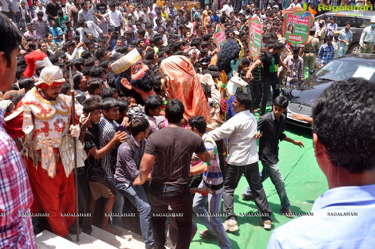 Samantha inaugurates Anutex Shopping Mall at AS Rao Nagar, Hyderabad