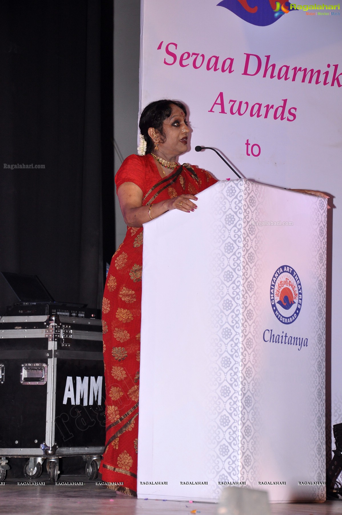 Sevaa Dharmik Awards to Selflessness Service by Chaitanya Art Theatres, Hyderabad