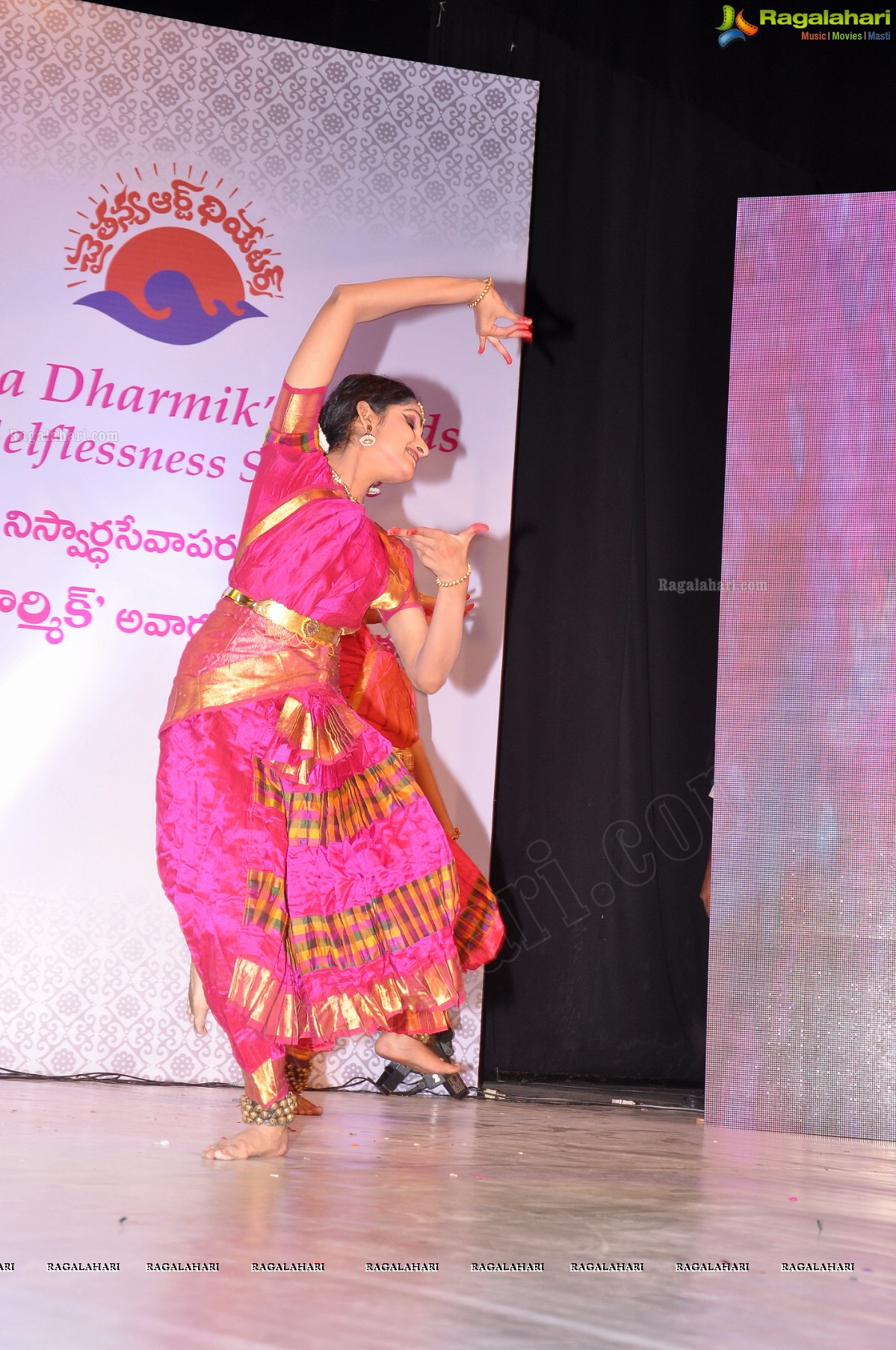 Sevaa Dharmik Awards to Selflessness Service by Chaitanya Art Theatres, Hyderabad