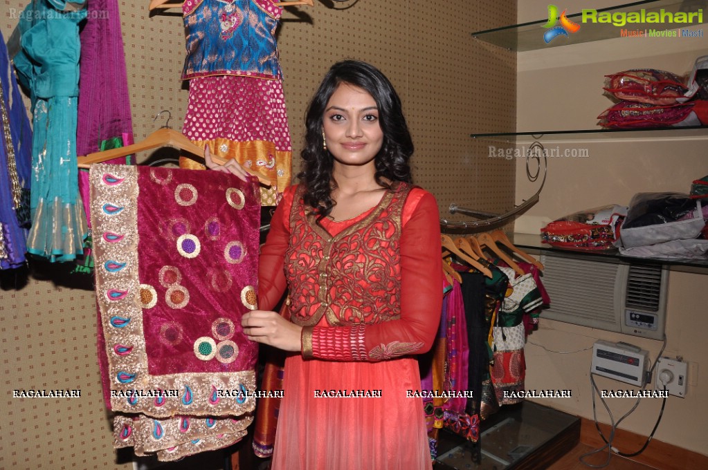 Srihita Boutique Celebrates Mother's Day with Nikitha Narayan