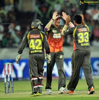 Hyderabad Sunrisers vs Kolkata Knight Riders