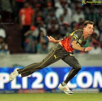 Hyderabad Sunrisers vs Kolkata Knight Riders