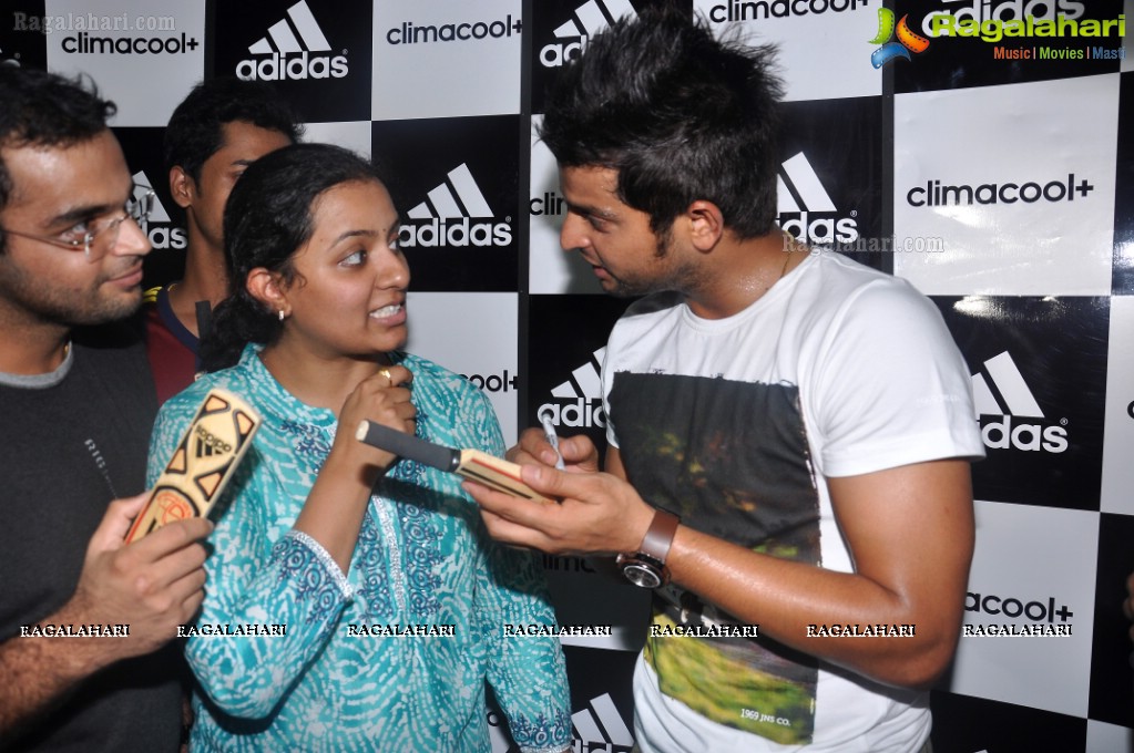 Suresh Raina meets his fans at Adidas Sports Performance Store, Banjara Hills