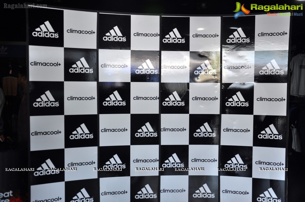 Suresh Raina meets his fans at Adidas Sports Performance Store, Banjara Hills