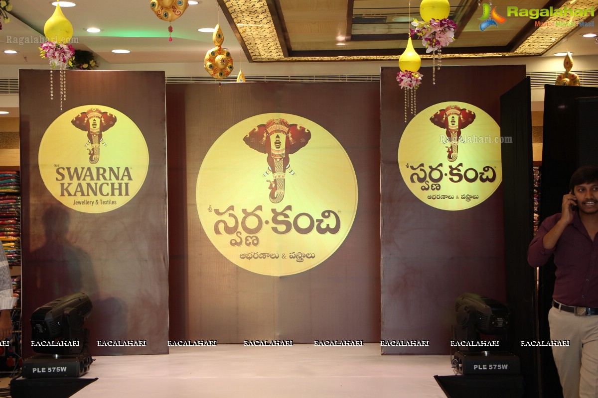 Swarna Kanchi Jewellery and Textiles Showroom Launch, Hyderabad
