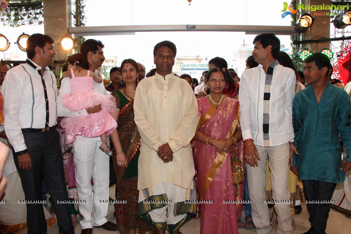 Swarna Kanchi Jewellery and Textiles Showroom Launch, Hyderabad