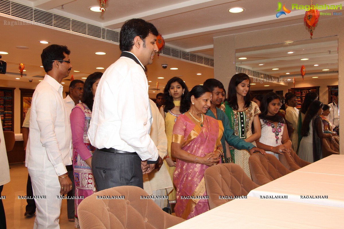 Swarna Kanchi Jewellery and Textiles Showroom Launch, Hyderabad