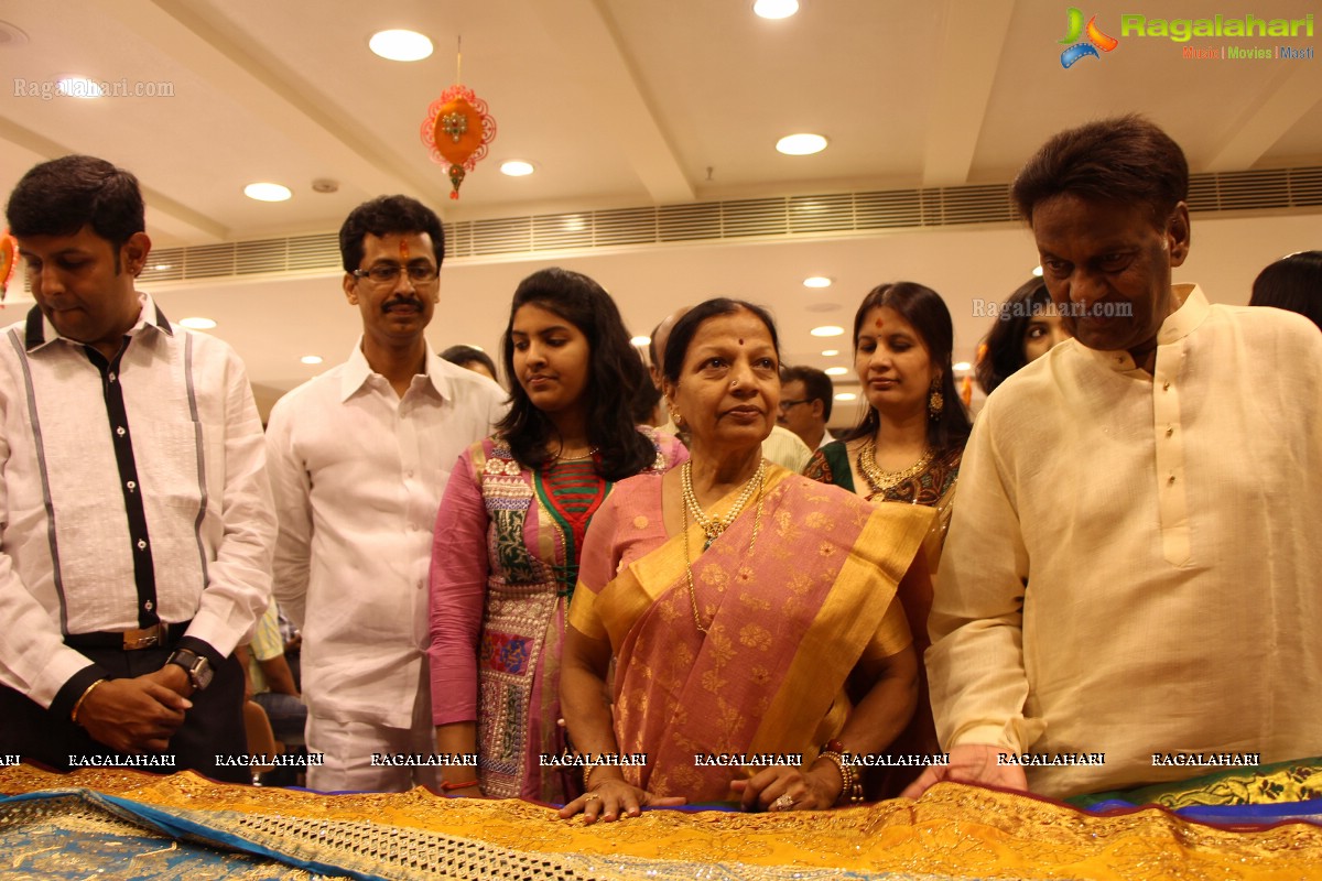 Swarna Kanchi Jewellery and Textiles Showroom Launch, Hyderabad