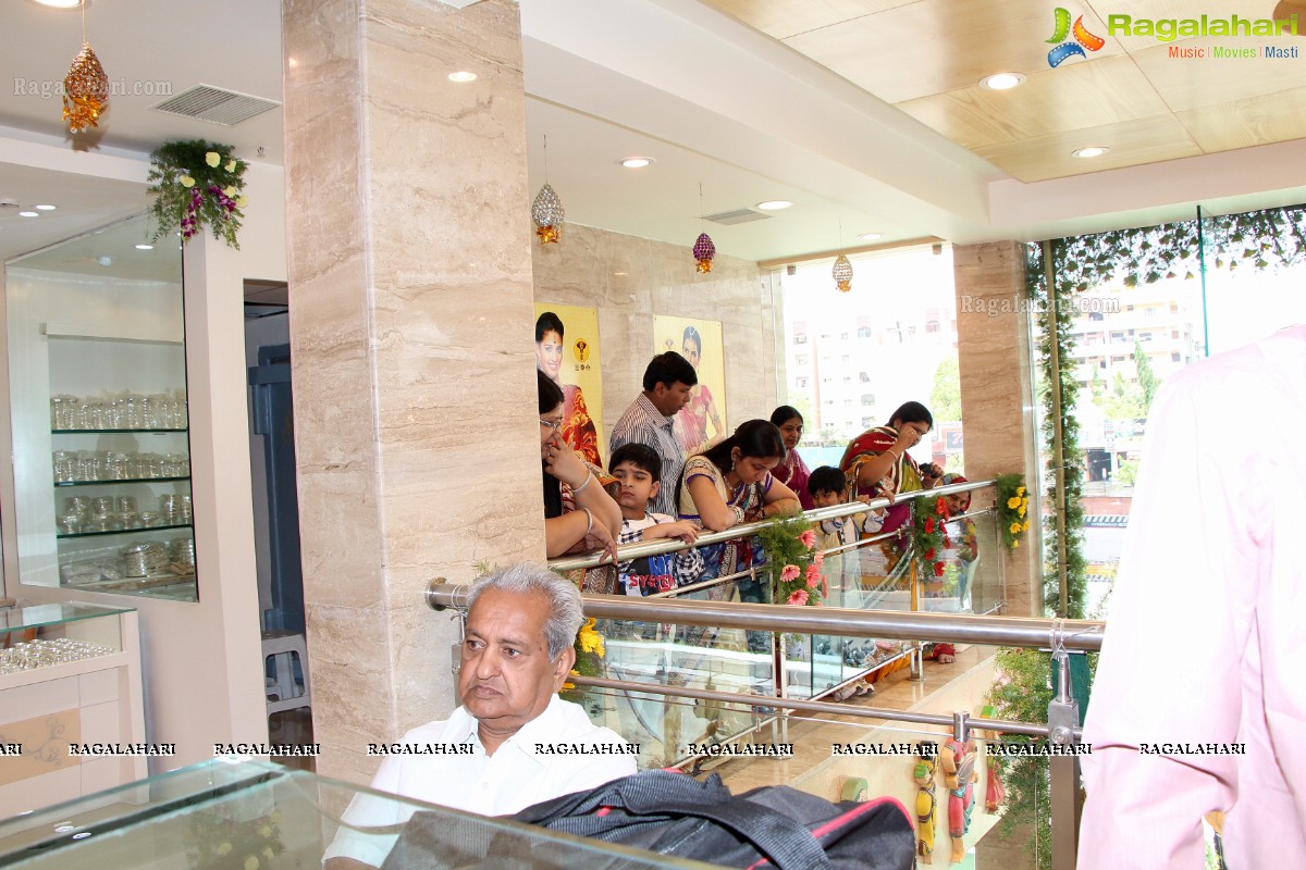 Swarna Kanchi Jewellery and Textiles Showroom Launch, Hyderabad