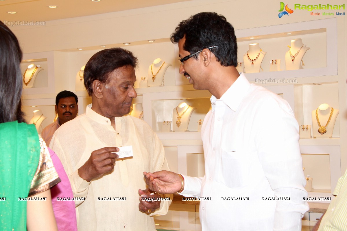 Swarna Kanchi Jewellery and Textiles Showroom Launch, Hyderabad