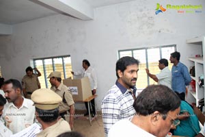 Mohanbabu casts his vote