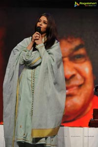 Aishwarya Rai Sri Sathya Sai Baba