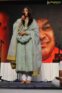 Aishwarya Rai Sri Sathya Sai Baba