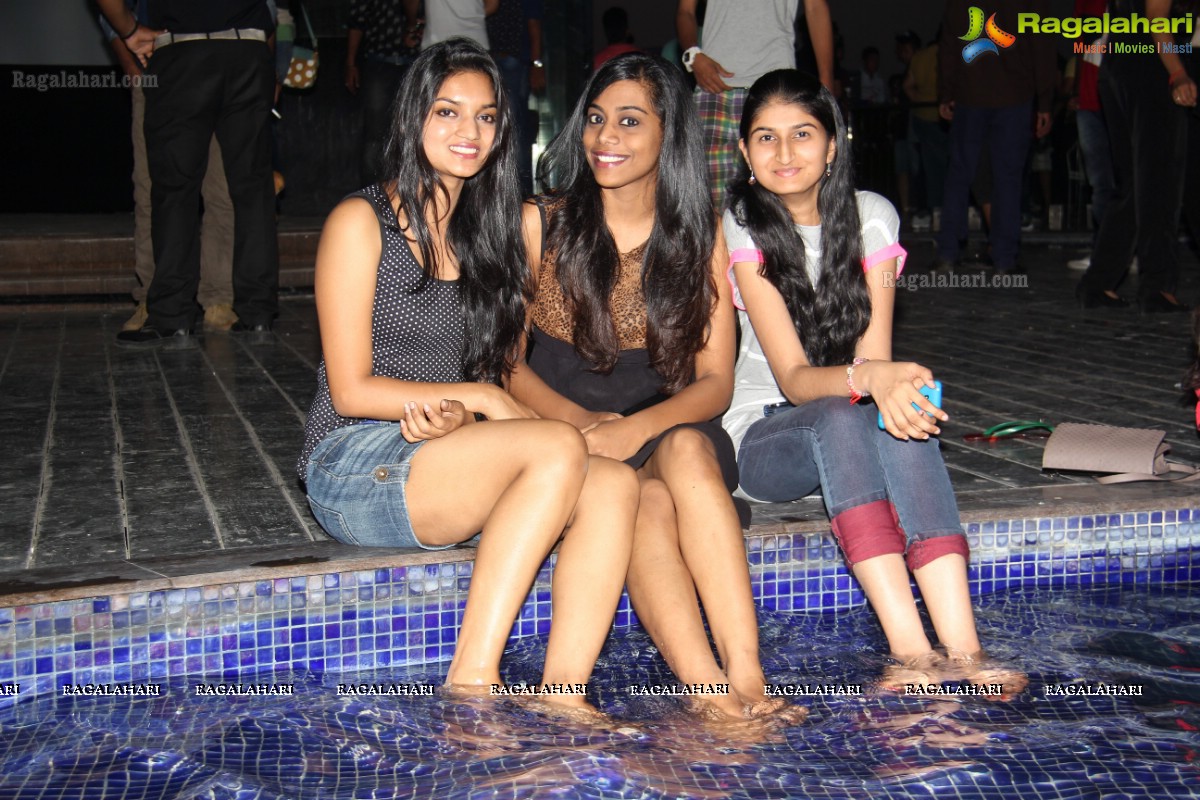 Aqua, The Park, Hyderabad - May 4, 2014