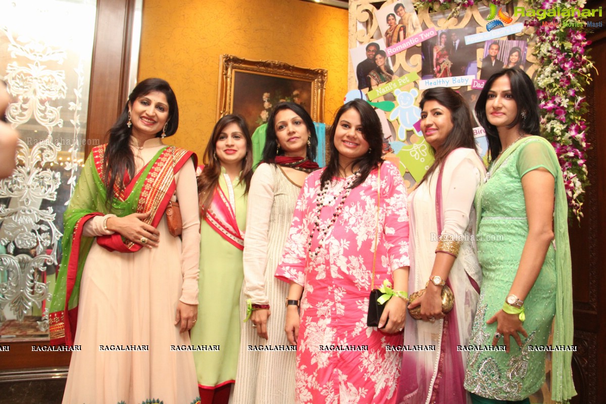 Archana Alok Jaju Family and Friends Lunch Party