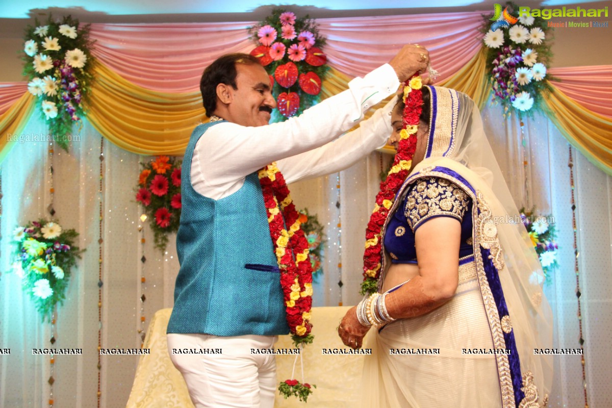 Bhagwan Das-Sushma Kakani's 25th Wedding Anniversary