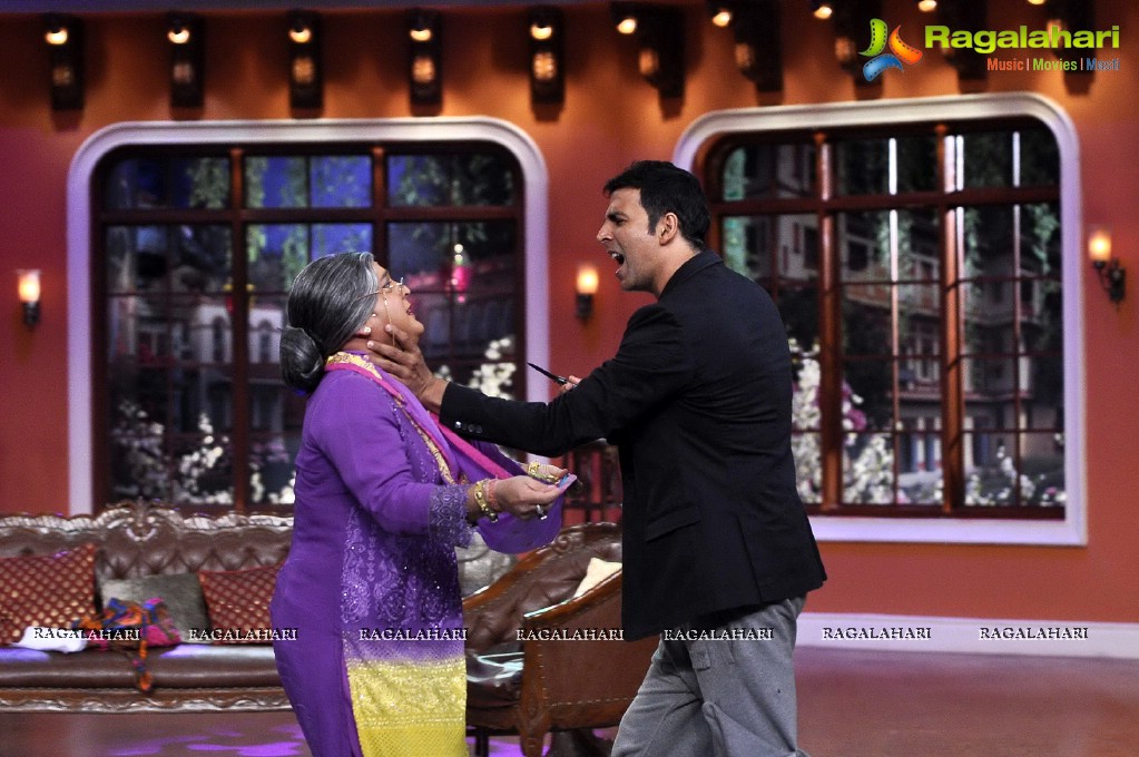 Akshay Kumar on Comedy Nights with Kapil