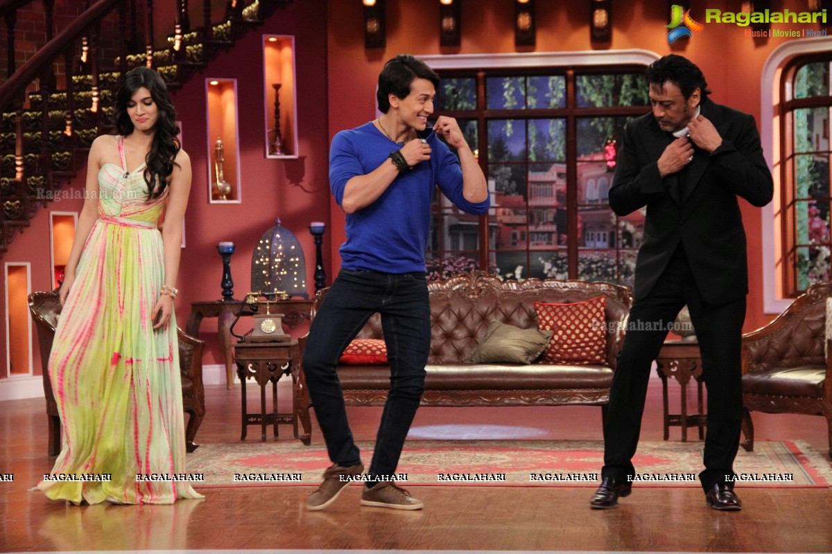 Tiger Shroff, Kriti Sanon and Jackie Shroff on Comedy Nights With Kapil