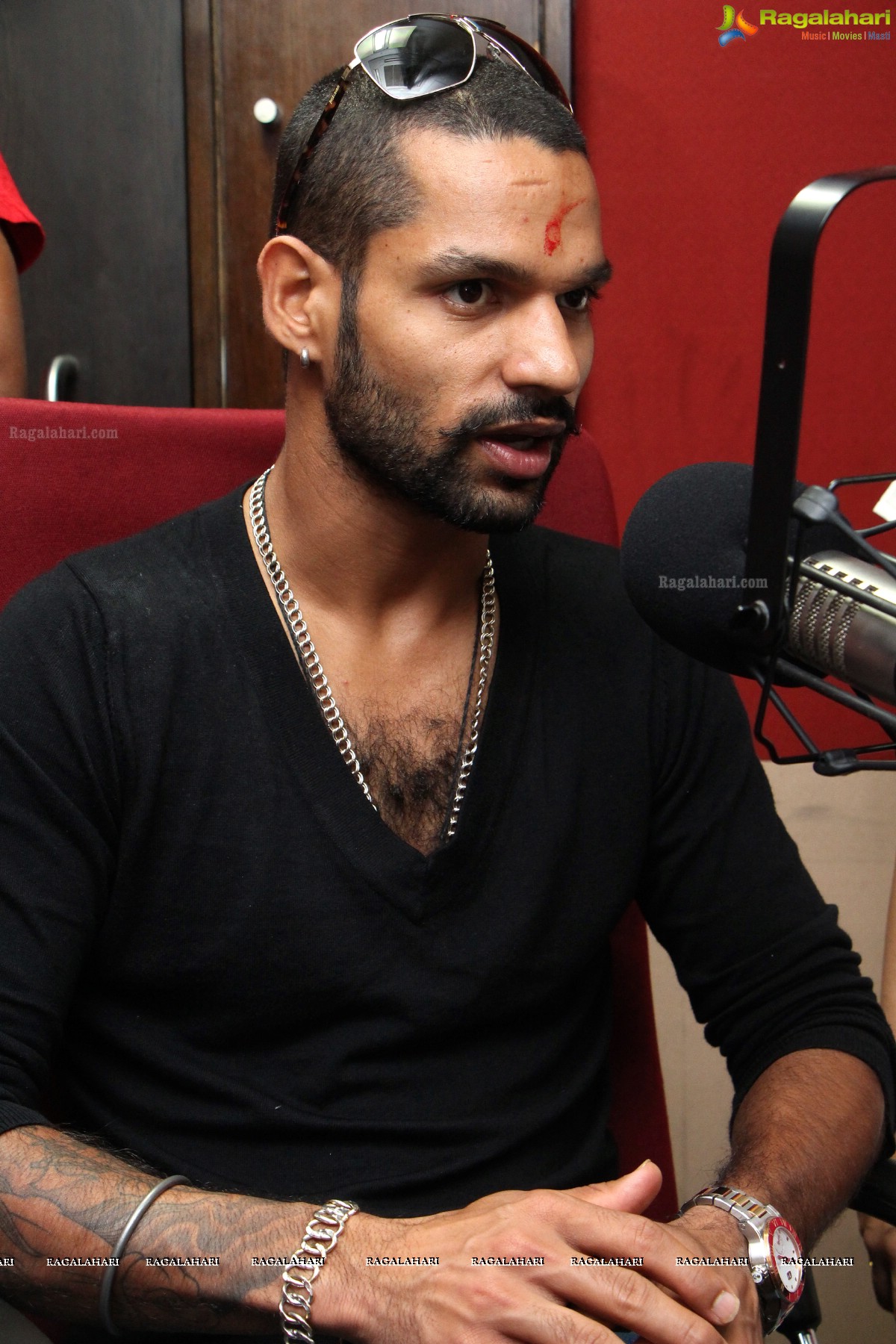 Sunrisers Hyderabad Cricketers Darren Sammy and Shikar Dhawan at Red FM