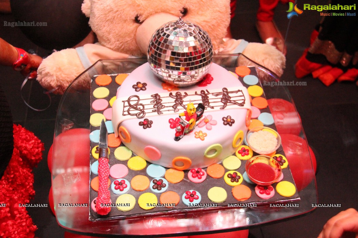 Devansh Agarwal 1st Birthday Party