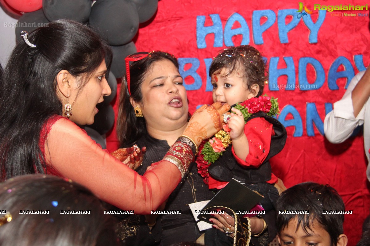 Devansh Agarwal 1st Birthday Party
