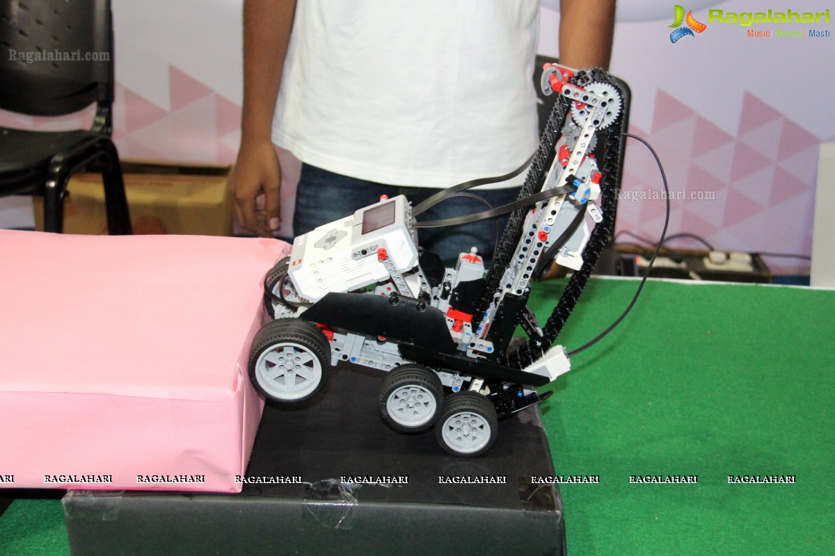 Hyderabad Kids' Fair 2014, HITEX, Hyderabad