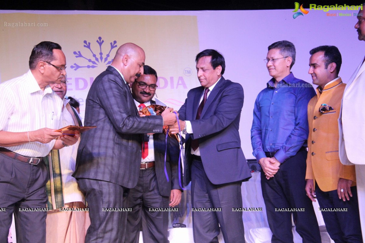 IIPPL Star Awards Night & Felicitation of Padmashri Awardees