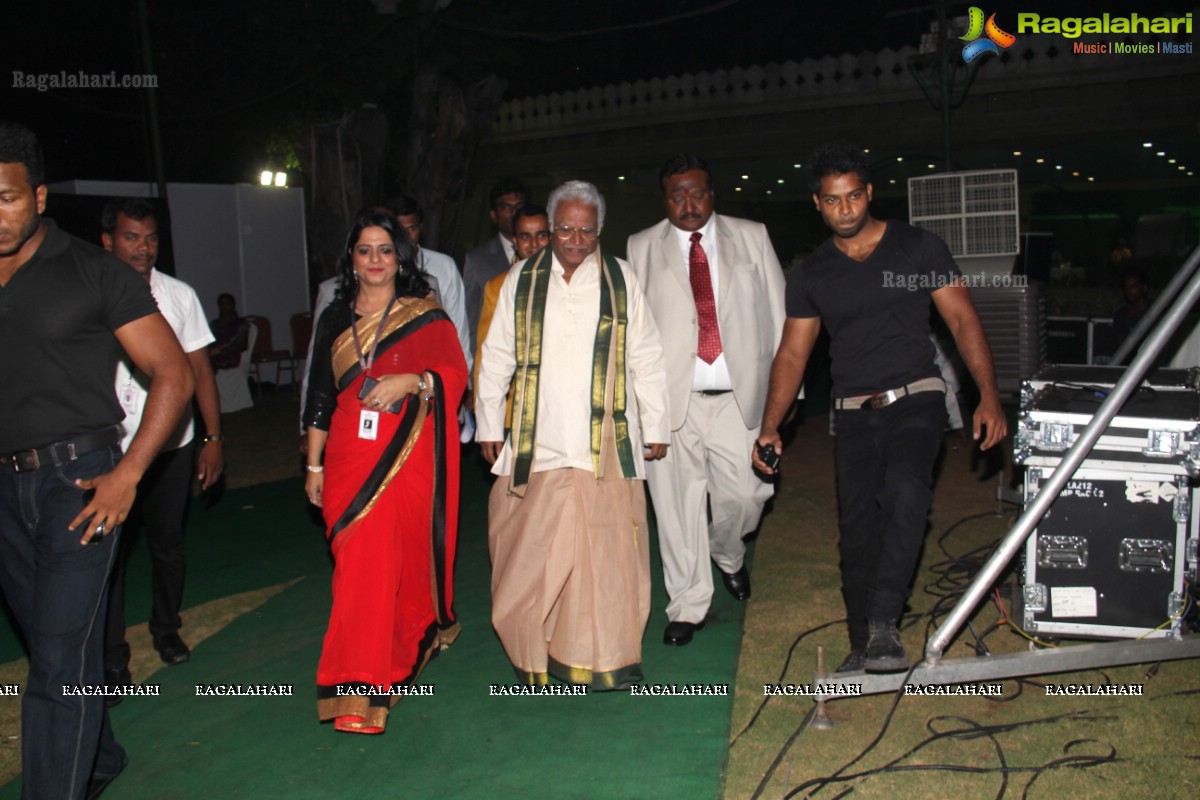 IIPPL Star Awards Night & Felicitation of Padmashri Awardees