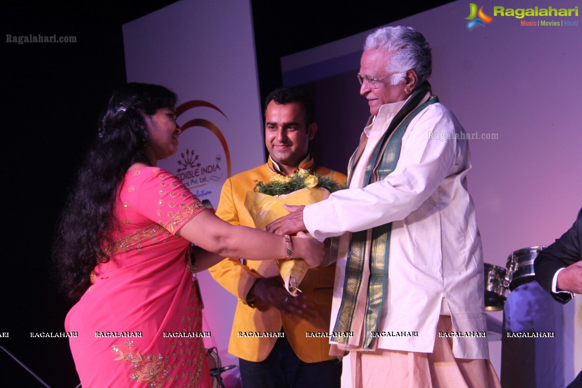 IIPPL Star Awards Night & Felicitation of Padmashri Awardees