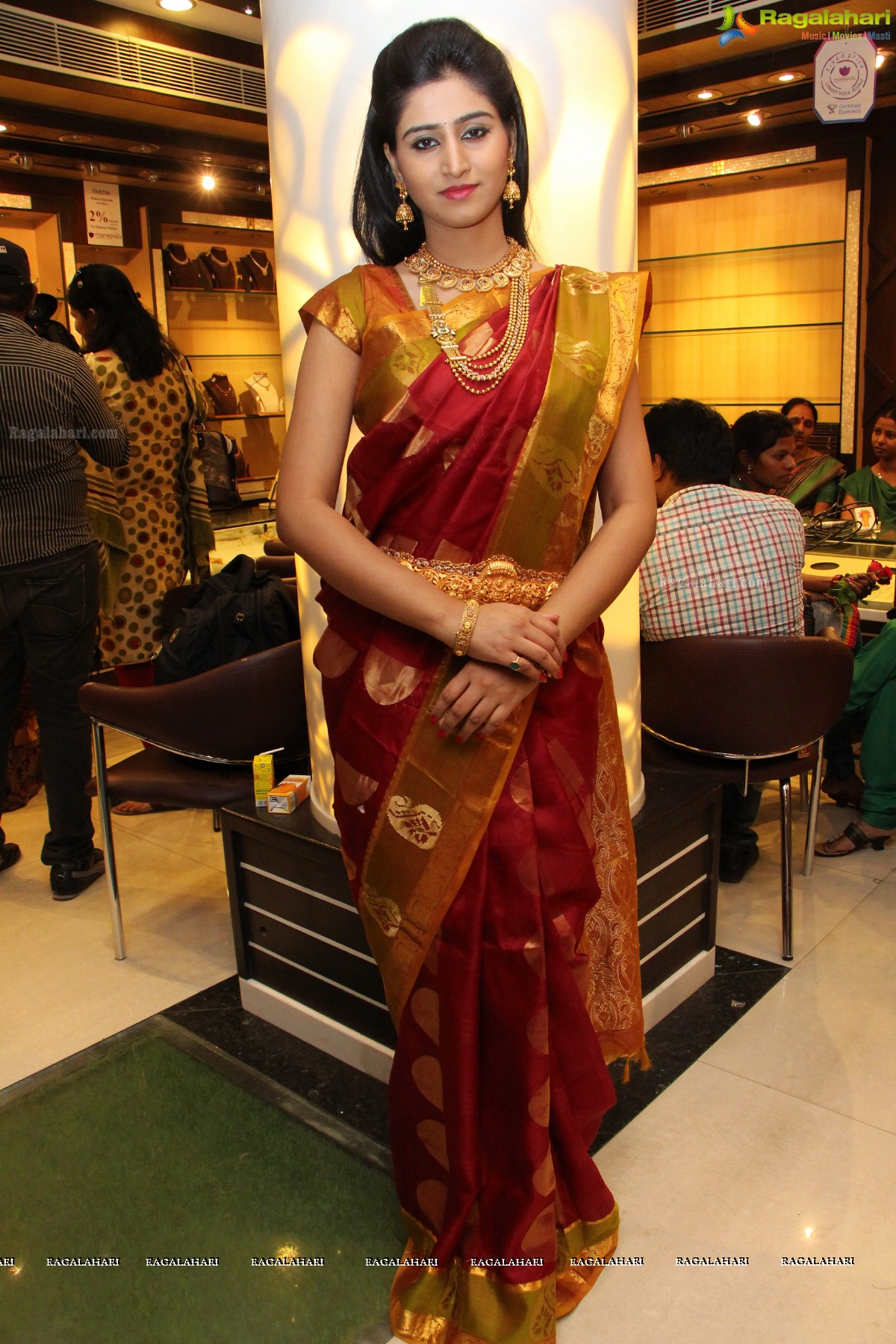 Akshaya Tritiya Collections 2014 at Manepally Jewellers, Hyderabad