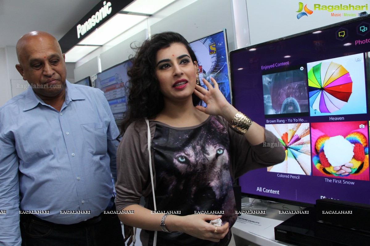 Archana Veda inaugurates Pai International Electronics Showroom, Hyderabad