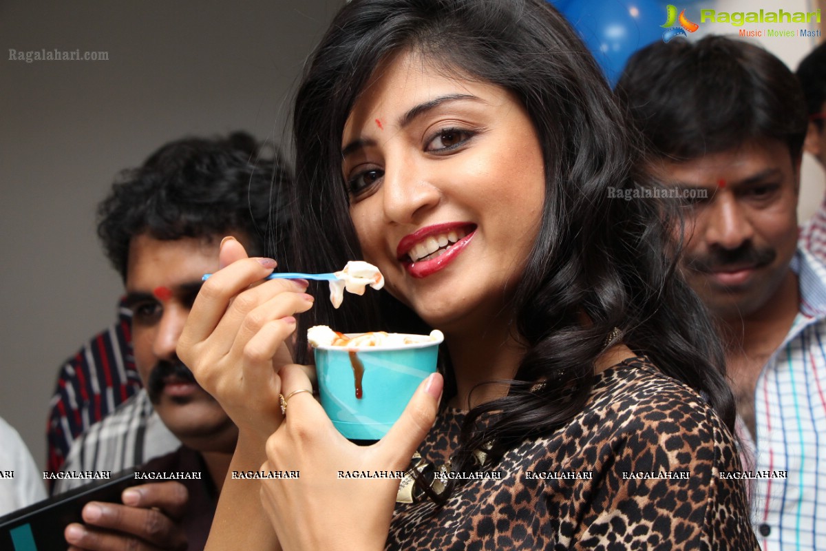 Poonam Kaur launches CI-Gusta Ice Cream Parlour, Hyderabad