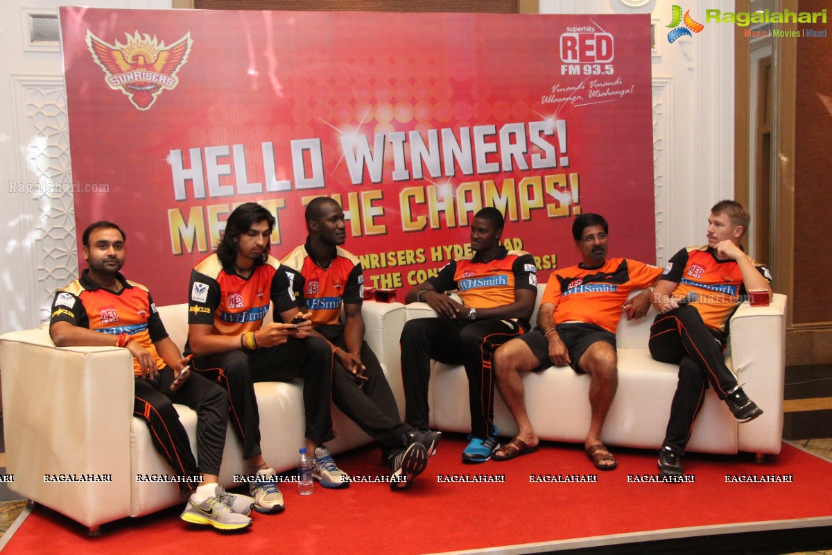 RED FM Contest Winners meets Hyderabad Sunrisers Team