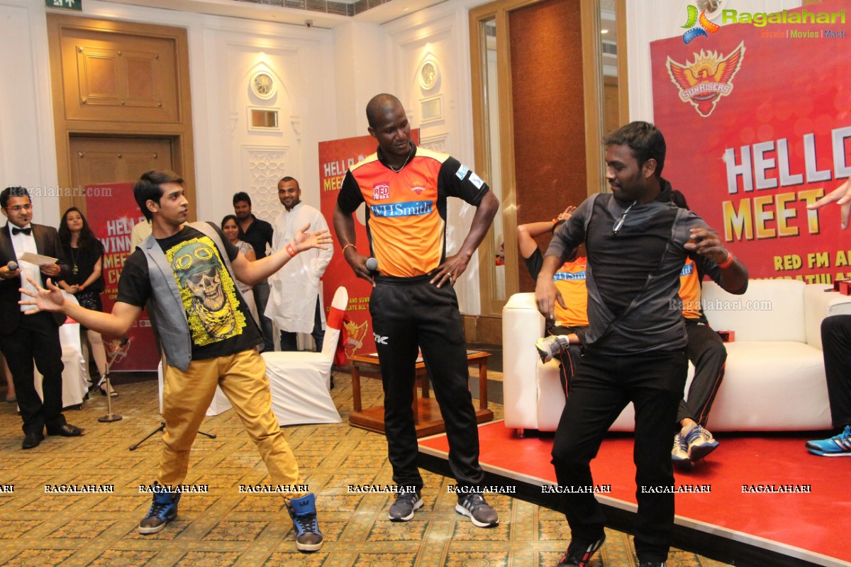 RED FM Contest Winners meets Hyderabad Sunrisers Team