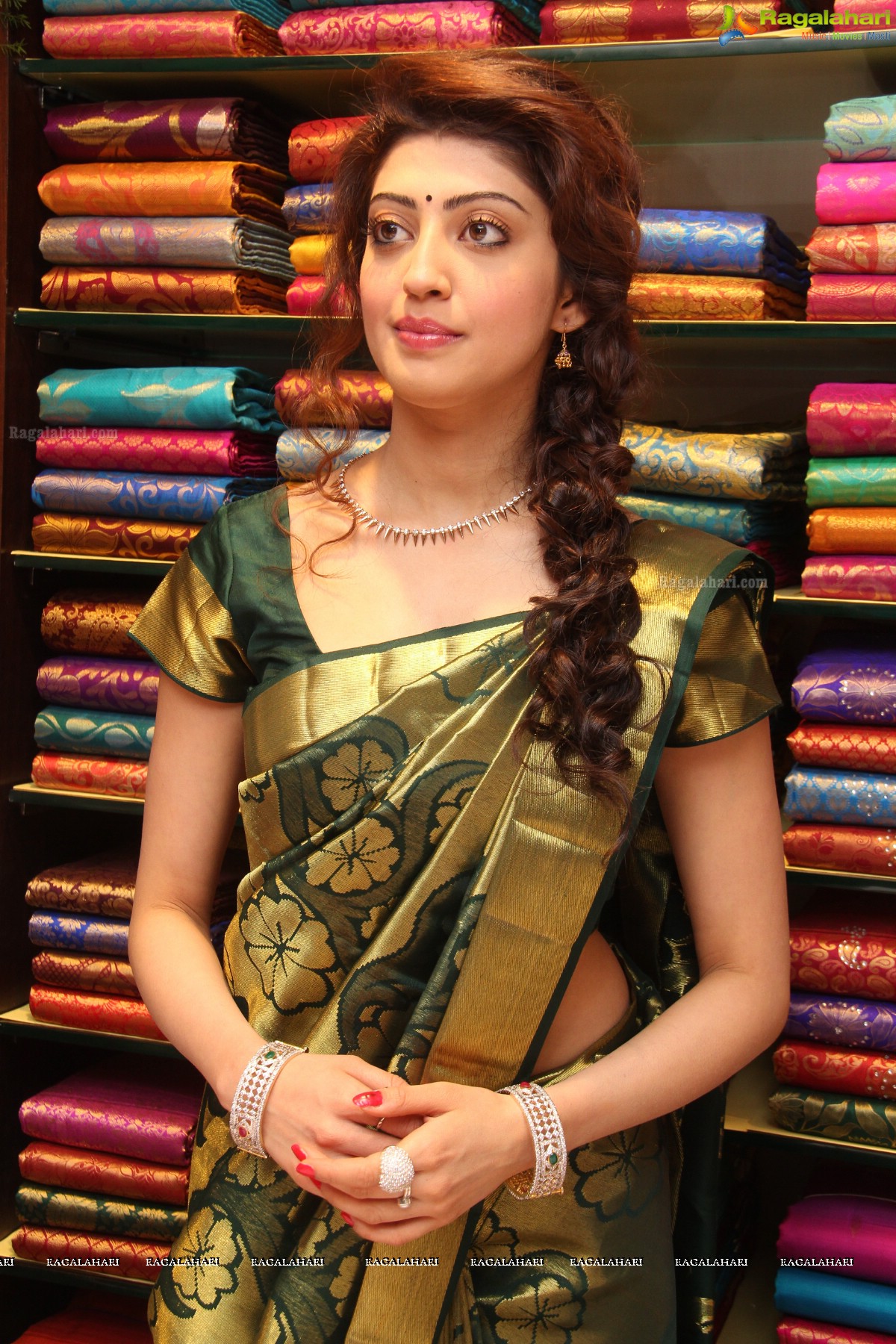 Pranitha launches RS Brothers at Mehdipatnam, Hyderabad