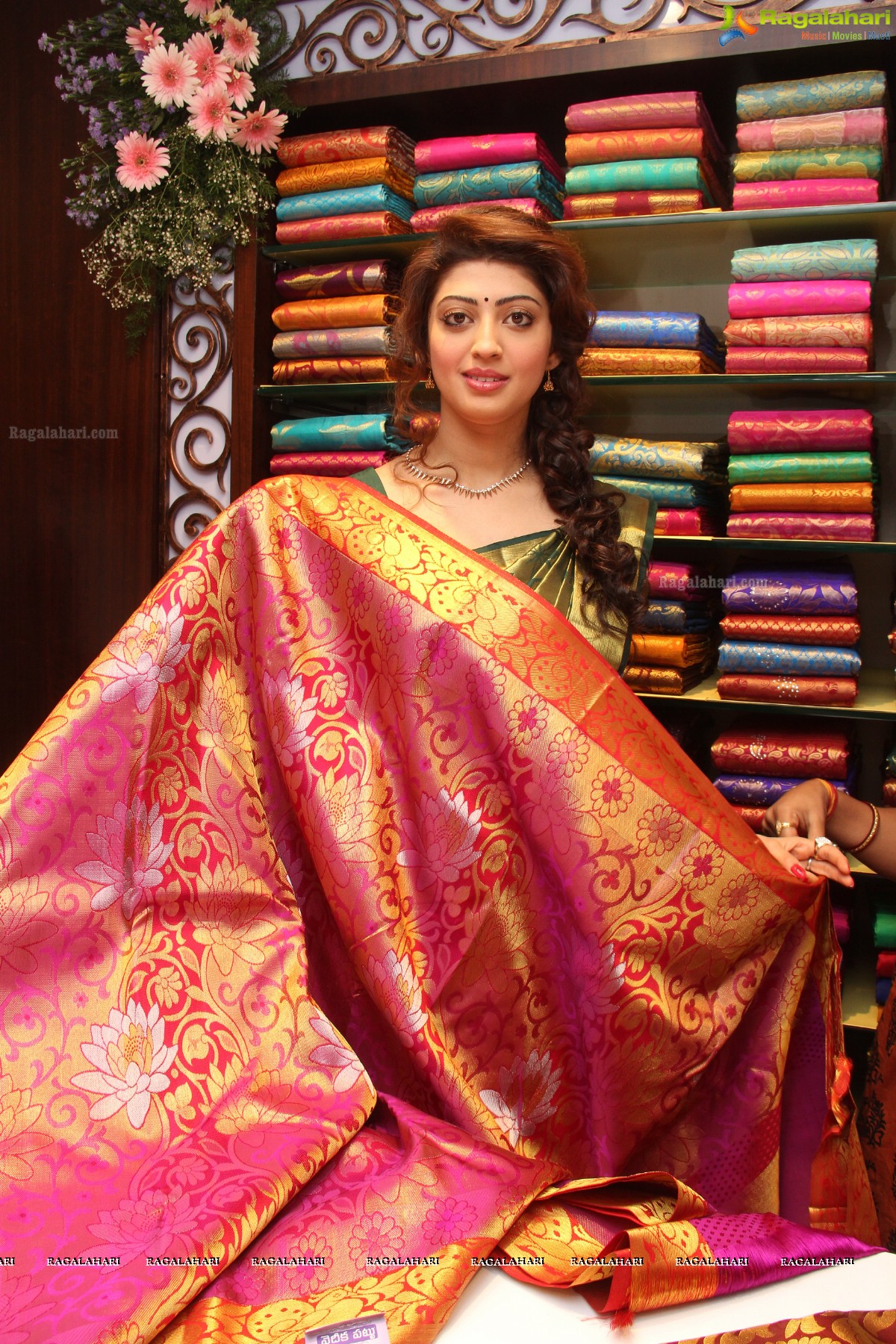 Pranitha launches RS Brothers at Mehdipatnam, Hyderabad