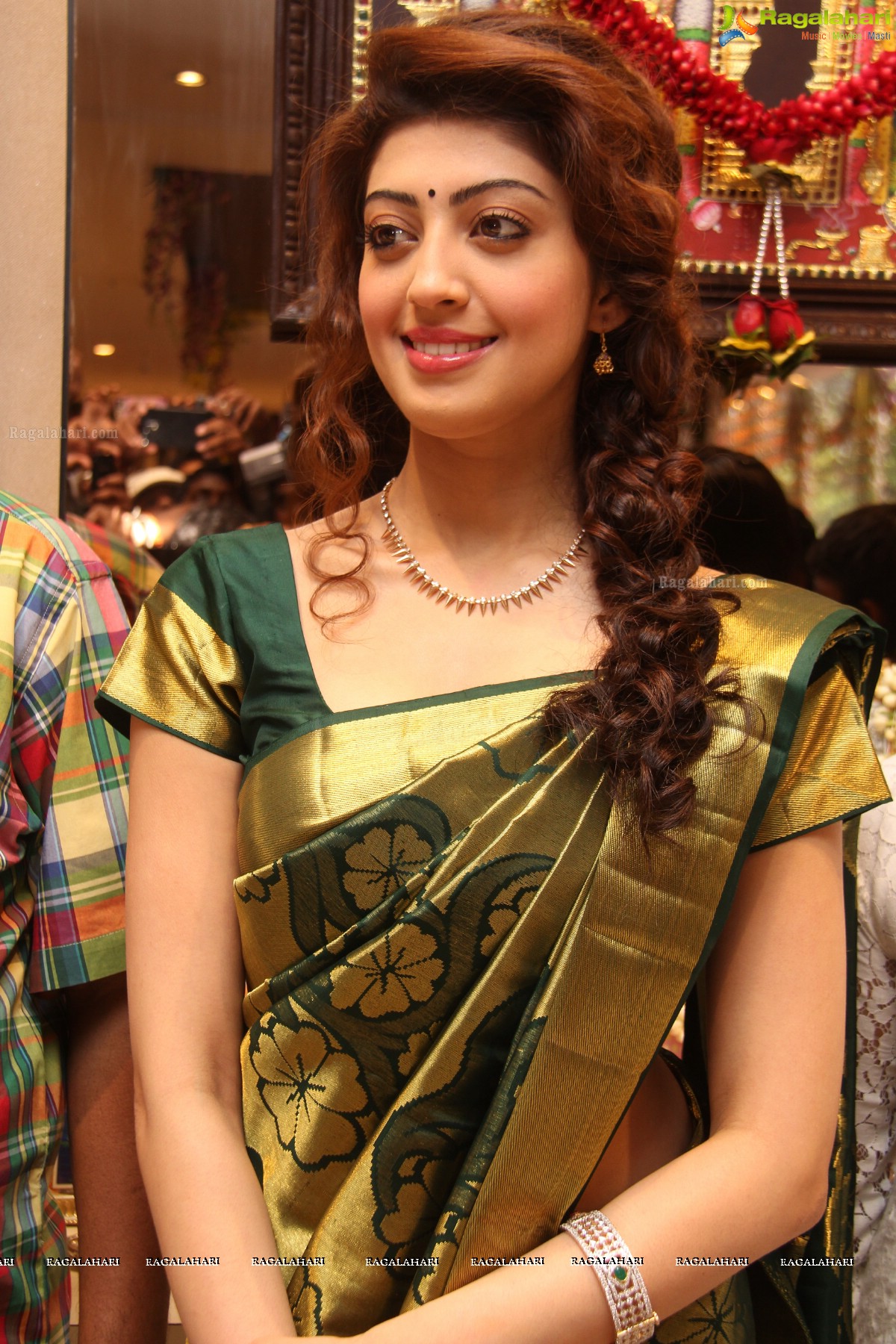 Pranitha launches RS Brothers at Mehdipatnam, Hyderabad