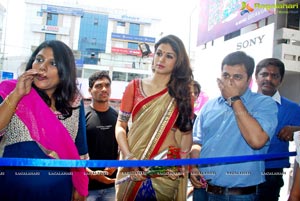 Shraddha Das Yes Mart Vizag